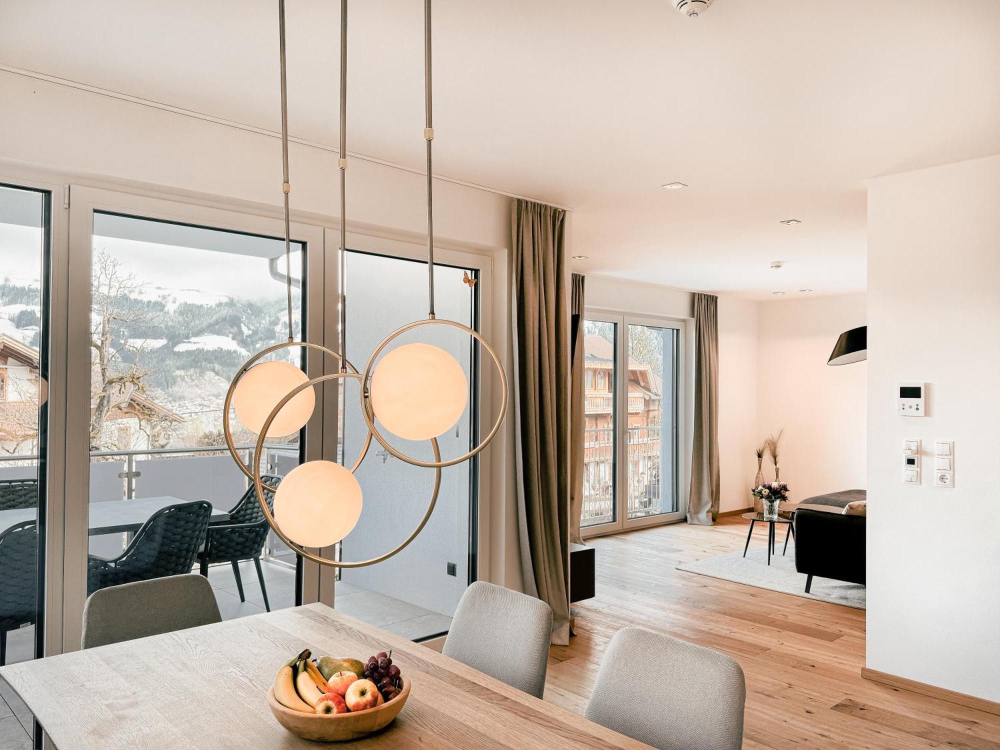Ziller Delight - Balcony & Car Park By Alpenluxus Appartements Fügen Buitenkant foto