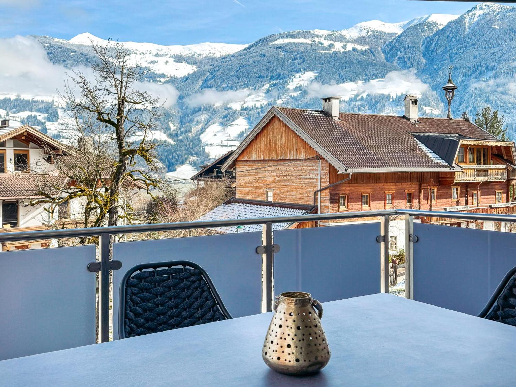 Ziller Delight - Balcony & Car Park By Alpenluxus Appartements Fügen Buitenkant foto
